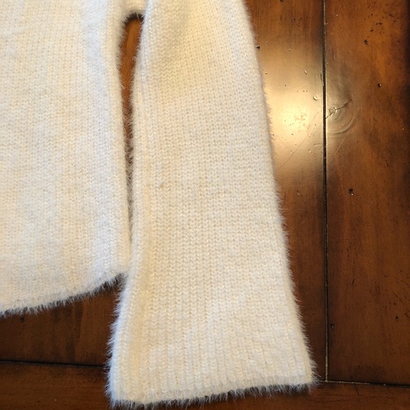 NWT Papaya size S white sweater - Picture 5 of 8